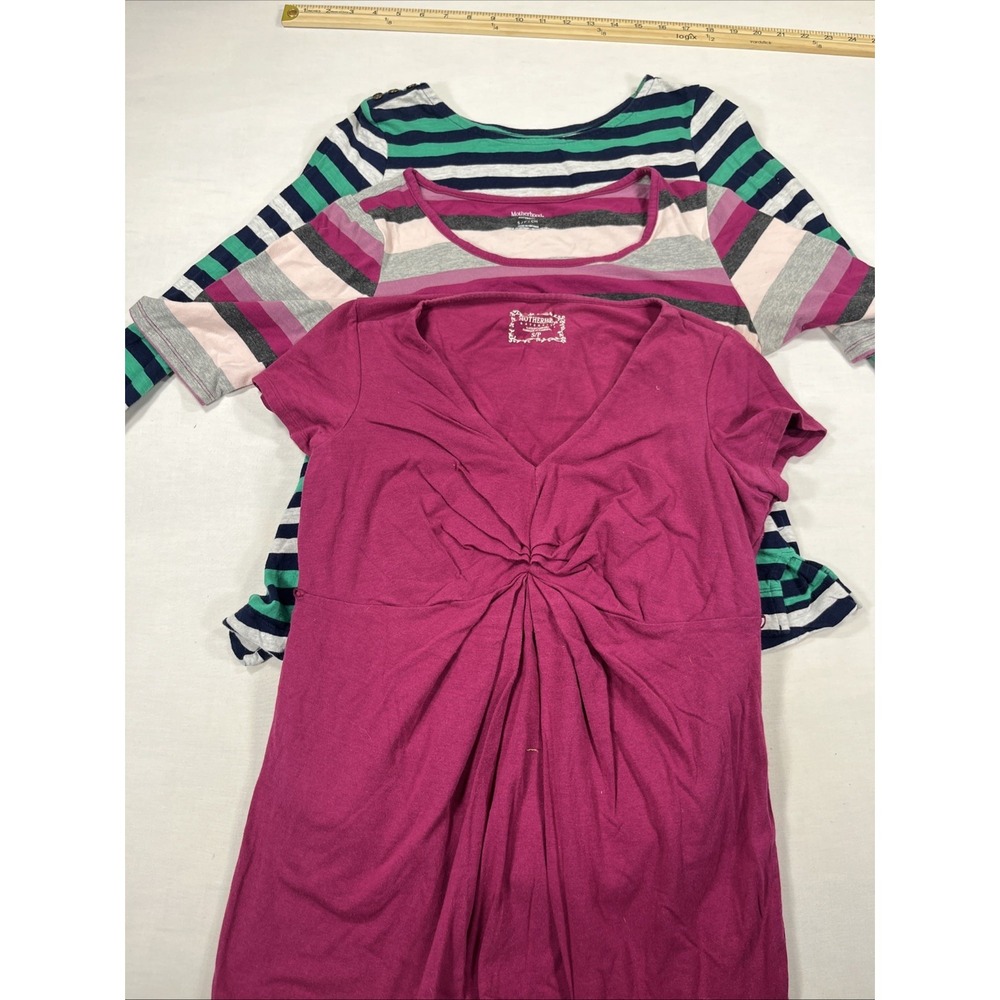 Motherhood maternity small T-shirts a lot of three